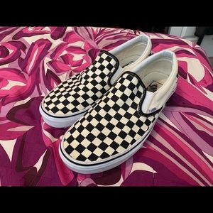 Van’s - Classic B&W Slip-On’s Size 11 Men’s.